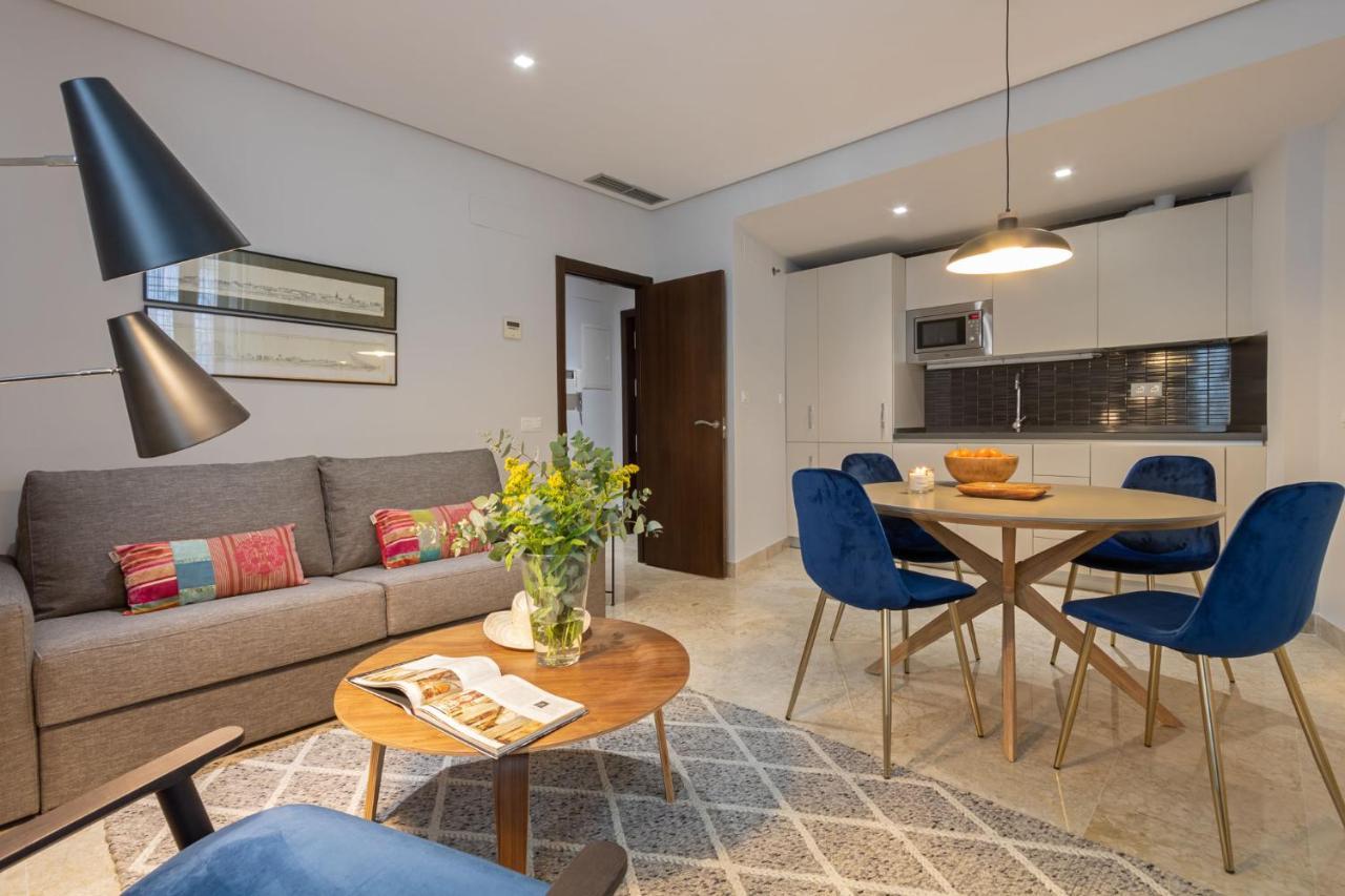 Alkazar Gardens Old Town 6 Pax Apartment Seville Luaran gambar