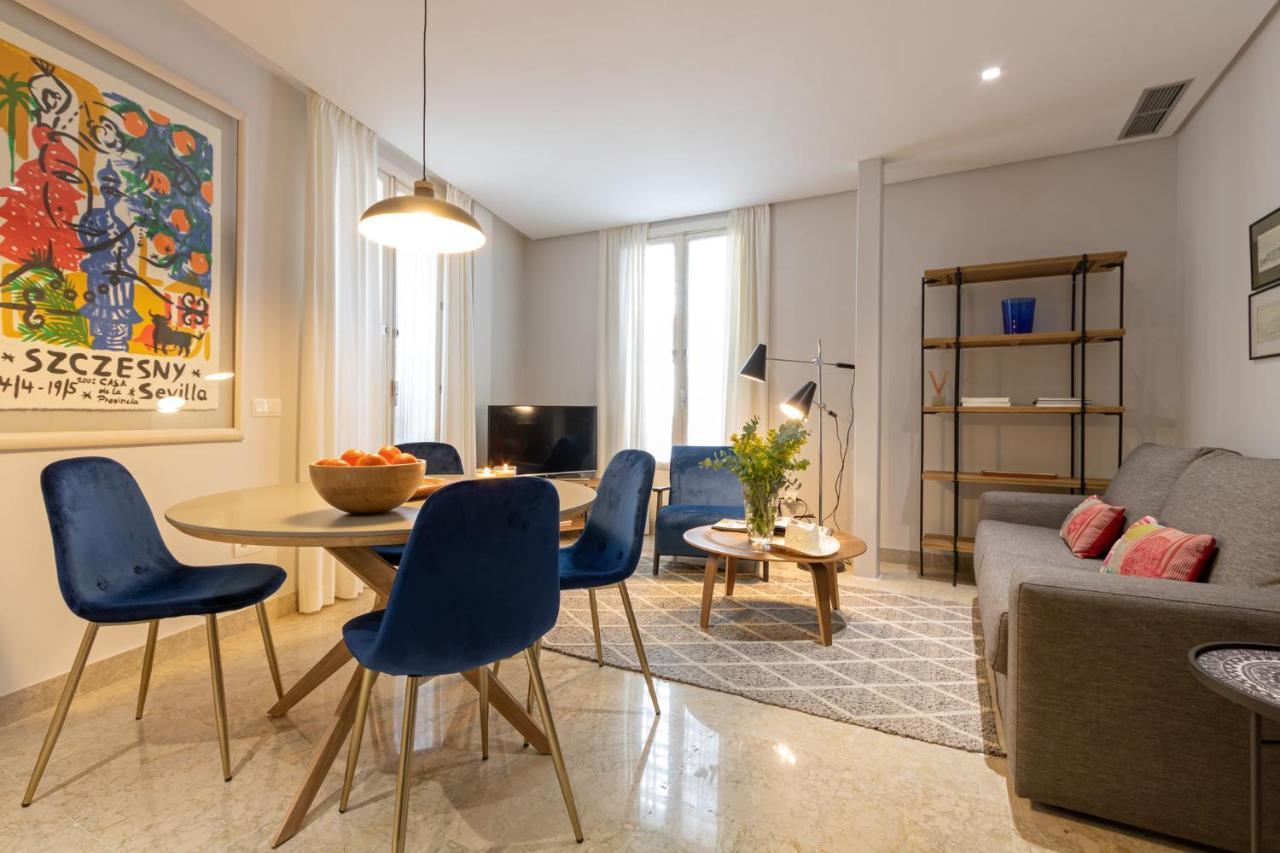Alkazar Gardens Old Town 6 Pax Apartment Seville Luaran gambar