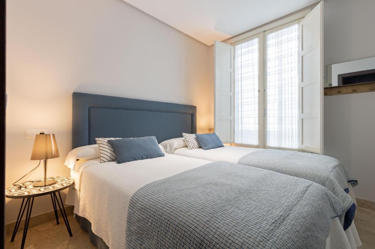 Alkazar Gardens Old Town 6 Pax Apartment Seville Luaran gambar