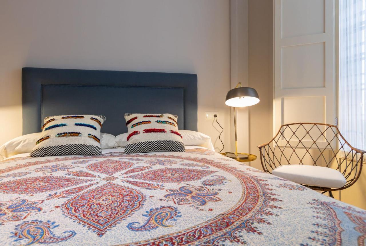 Alkazar Gardens Old Town 6 Pax Apartment Seville Luaran gambar