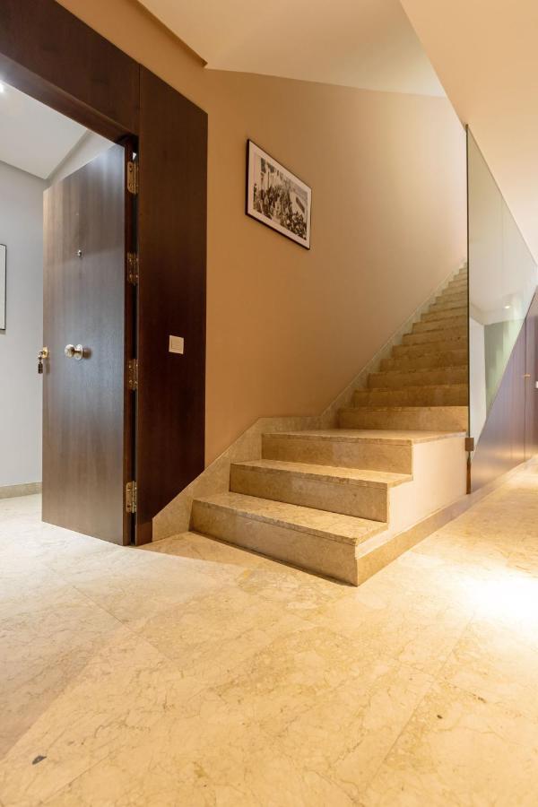 Alkazar Gardens Old Town 6 Pax Apartment Seville Luaran gambar